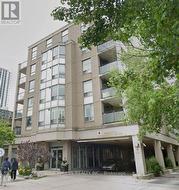 PH01 - 5940 YONGE STREET Toronto, ON M2M 4M6