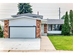 17951 80 AV NW  Edmonton, AB T5T 0S6