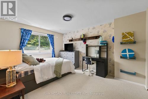 1440 Leda Avenue, Mississauga, ON - Indoor Photo Showing Bedroom
