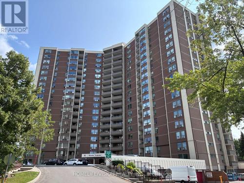 416 - 15 VICORA LINKWAY  Toronto, ON M3C 1A7