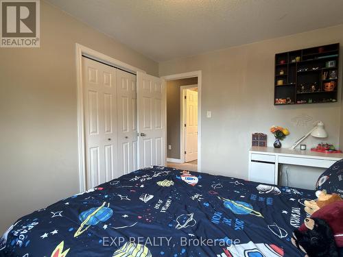608 Highview Drive, St. Thomas, ON - Indoor Photo Showing Bedroom