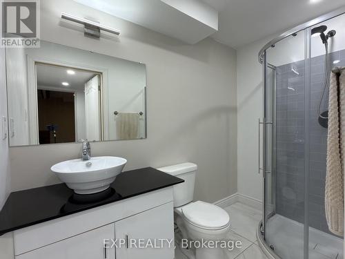 608 Highview Drive, St. Thomas, ON - Indoor Photo Showing Bathroom