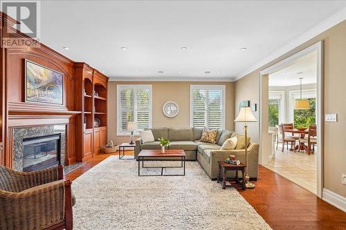1726 The Pines, Mississauga, ON - Indoor Photo Showing Living Room With Fireplace
