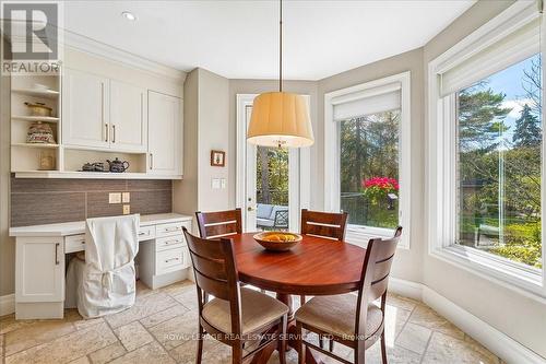 1726 The Pines, Mississauga, ON - Indoor Photo Showing Dining Room
