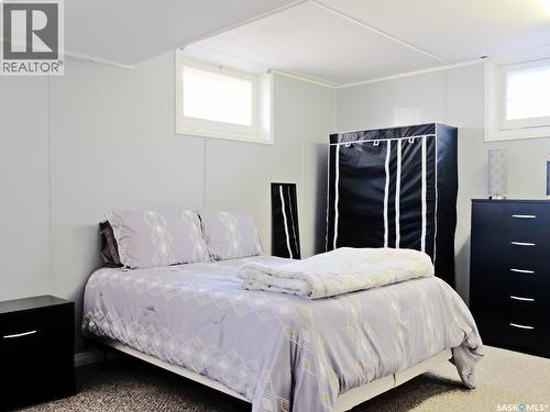 1002 King Street, Rosetown, SK - Indoor Photo Showing Bedroom