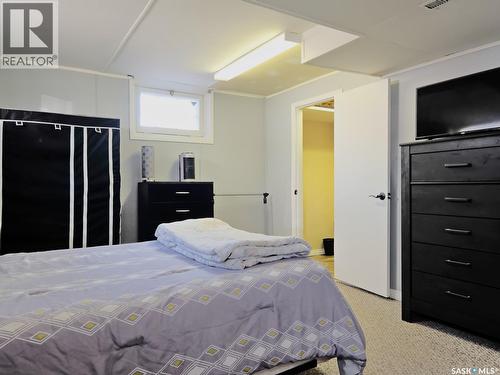 1002 King Street, Rosetown, SK - Indoor Photo Showing Bedroom