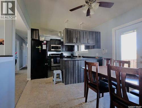 1002 King Street, Rosetown, SK - Indoor
