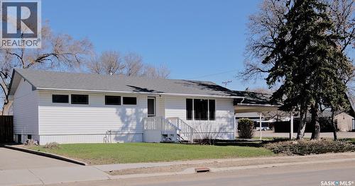1002 King Street, Rosetown, SK - Outdoor