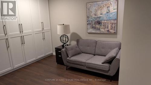13 Evaridge Drive, Markham, ON - Indoor