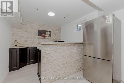 1073 Mesa Crescent, Mississauga, ON - Indoor Photo Showing Other Room