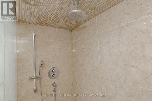 1073 Mesa Crescent, Mississauga, ON -  Photo Showing Bathroom