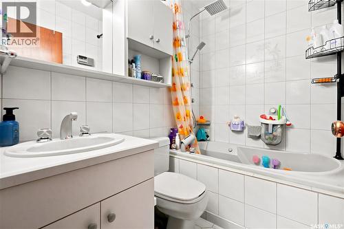 144 Orchard Crescent, Regina, SK - Indoor Photo Showing Bathroom