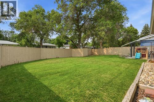 144 Orchard Crescent, Regina, SK - Outdoor With Backyard