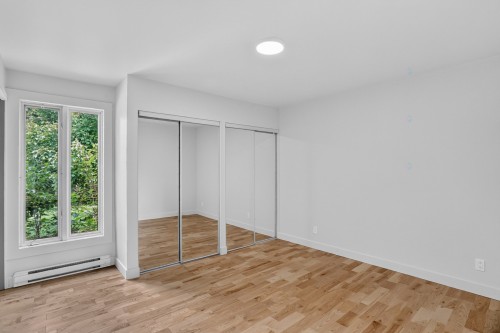 Chambre à coucher - 7200 Rue Bayard, Trois-Rivières, QC - Indoor Photo Showing Other Room