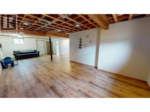 910 5Th Ave Avenue, Invermere, BC - Indoor