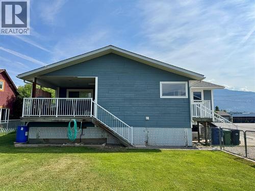 910 5Th Ave Avenue, Invermere, BC - Outdoor With Exterior