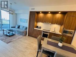 1605 - 10 INN ON THE PARK DRIVE  Toronto, ON M3C 0P9