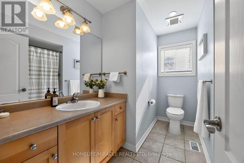 93 Scepter Place, Whitby, ON - Indoor Photo Showing Bathroom