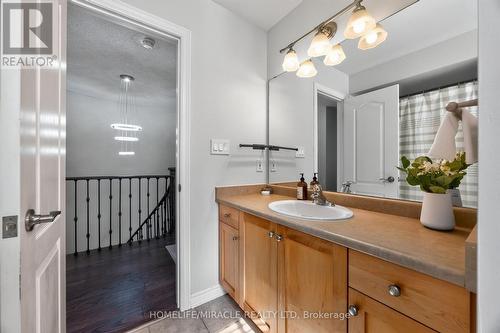 93 Scepter Place, Whitby, ON - Indoor Photo Showing Bathroom