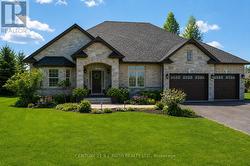 2 ROY HICKLING DRIVE Springwater, ON L9X 0J2