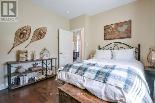 2 Roy Hickling Drive, Springwater, ON - Indoor Photo Showing Bedroom