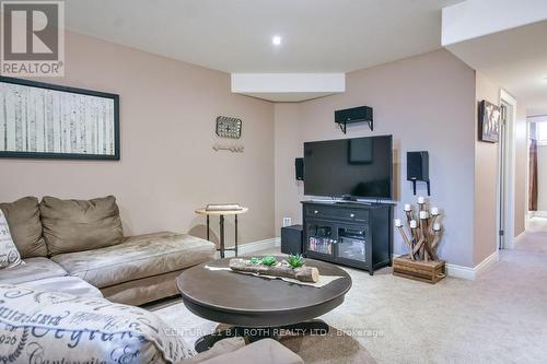 2 Roy Hickling Drive, Springwater, ON - Indoor Photo Showing Living Room