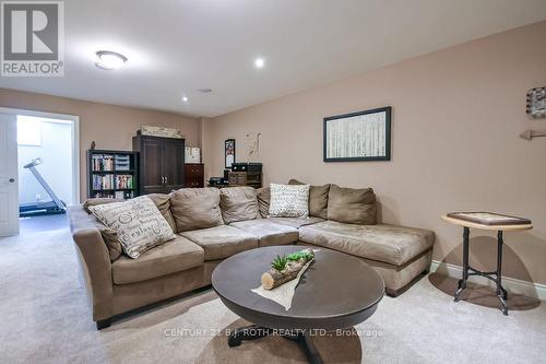 2 Roy Hickling Drive, Springwater, ON - Indoor Photo Showing Living Room