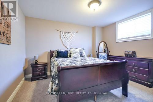 2 Roy Hickling Drive, Springwater, ON - Indoor Photo Showing Bedroom
