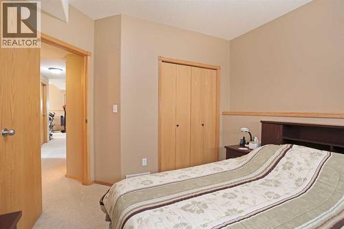 372 Lake Stafford Drive E, Brooks, AB - Indoor Photo Showing Bedroom