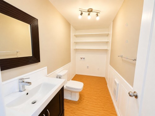 Salle d'eau - 259 5E Avenue, Pincourt, QC - Indoor Photo Showing Bathroom