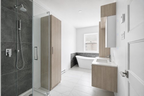 Salle de bains - 5-842 Rue Principale, Saint-Amable, QC - Indoor Photo Showing Bathroom