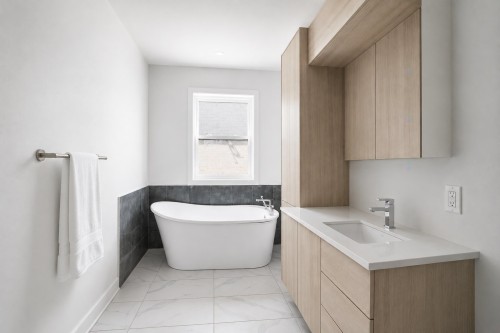 Salle de bains - 5-842 Rue Principale, Saint-Amable, QC - Indoor Photo Showing Bathroom