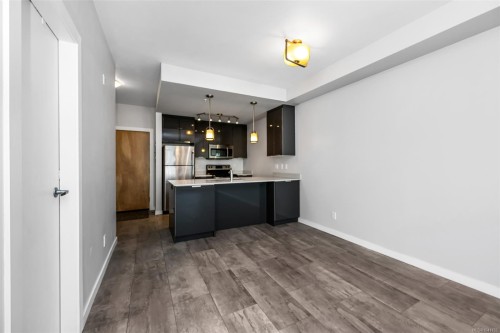 #302-2871 Jacklin Rd, Langford, BC - Indoor Photo Showing Kitchen