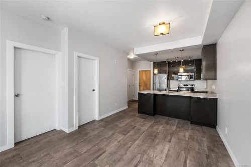 #302-2871 Jacklin Rd, Langford, BC - Indoor