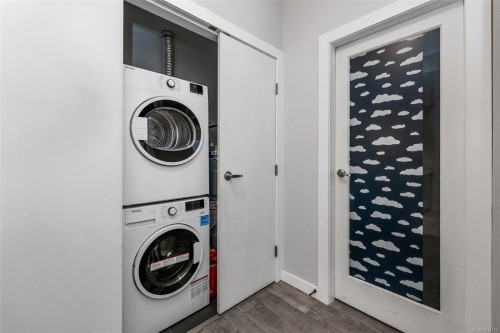 #302-2871 Jacklin Rd, Langford, BC - Indoor Photo Showing Laundry Room