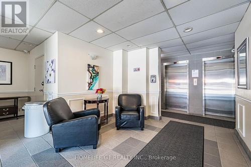 49 Queen Street, Mississauga, ON - Indoor Photo Showing Other Room