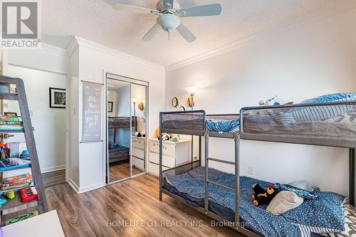 49 Queen Street, Mississauga, ON - Indoor Photo Showing Bedroom
