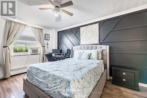 49 Queen Street, Mississauga, ON - Indoor Photo Showing Bedroom
