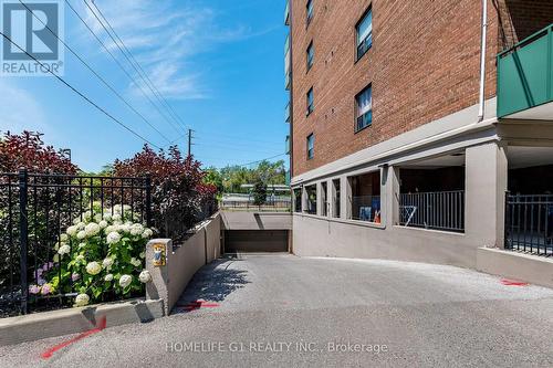 49 Queen Street, Mississauga, ON - Outdoor