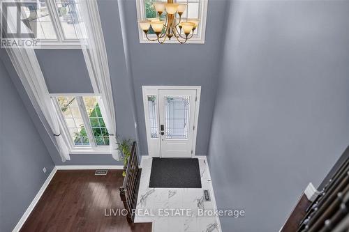 19 Konstantine Court, Hamilton, ON - Indoor Photo Showing Other Room