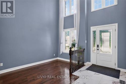 19 Konstantine Court, Hamilton, ON - Indoor Photo Showing Other Room