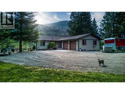 212 VINTAGE Lane Westbridge, BC V0H 1Y0