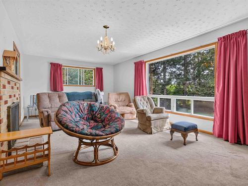 120 North Side Road, Riverport, NS - Indoor Photo Showing Living Room