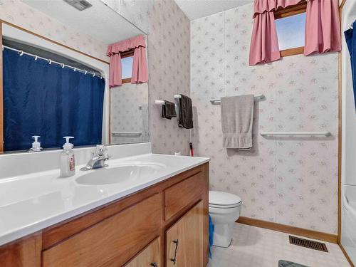 120 North Side Road, Riverport, NS - Indoor Photo Showing Bathroom