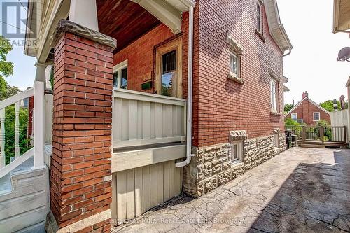 17 Whitney Place, Kitchener, ON - Outdoor With Exterior