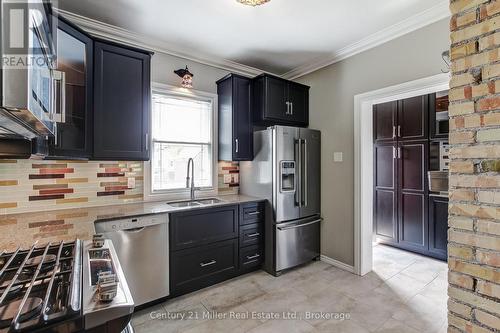 17 Whitney Place, Kitchener, ON - Indoor Photo Showing Kitchen With Double Sink