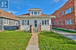 4592 SIXTH AVENUE Niagara Falls (Cherrywood), ON L2E 4T3