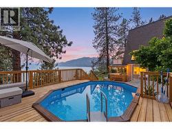 Above ground pool. - 