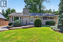 392 HENDERSON Road  Burlington, ON L7L 2P8