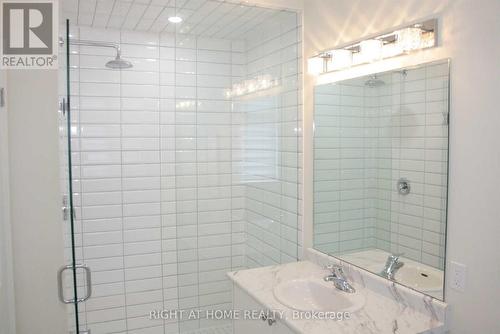 175 Lebovic Campus Drive, Vaughan, ON - Indoor Photo Showing Bathroom